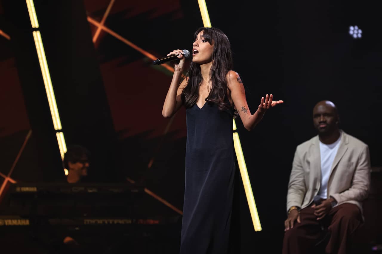 Vitória Laporaes encerra sua participação no programa com “Feliz, Alegre e Forte”