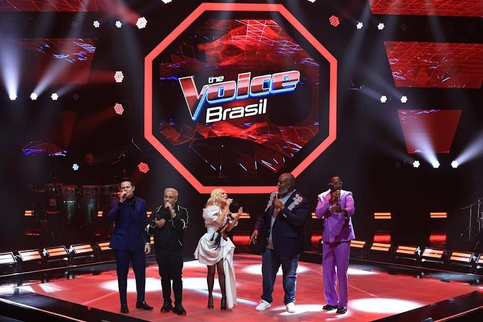 Times formados e emoção à flor da pele marcam o último dia de Audições às Cegas do The Voice Brasil 2025 no Disney+ e no SBT