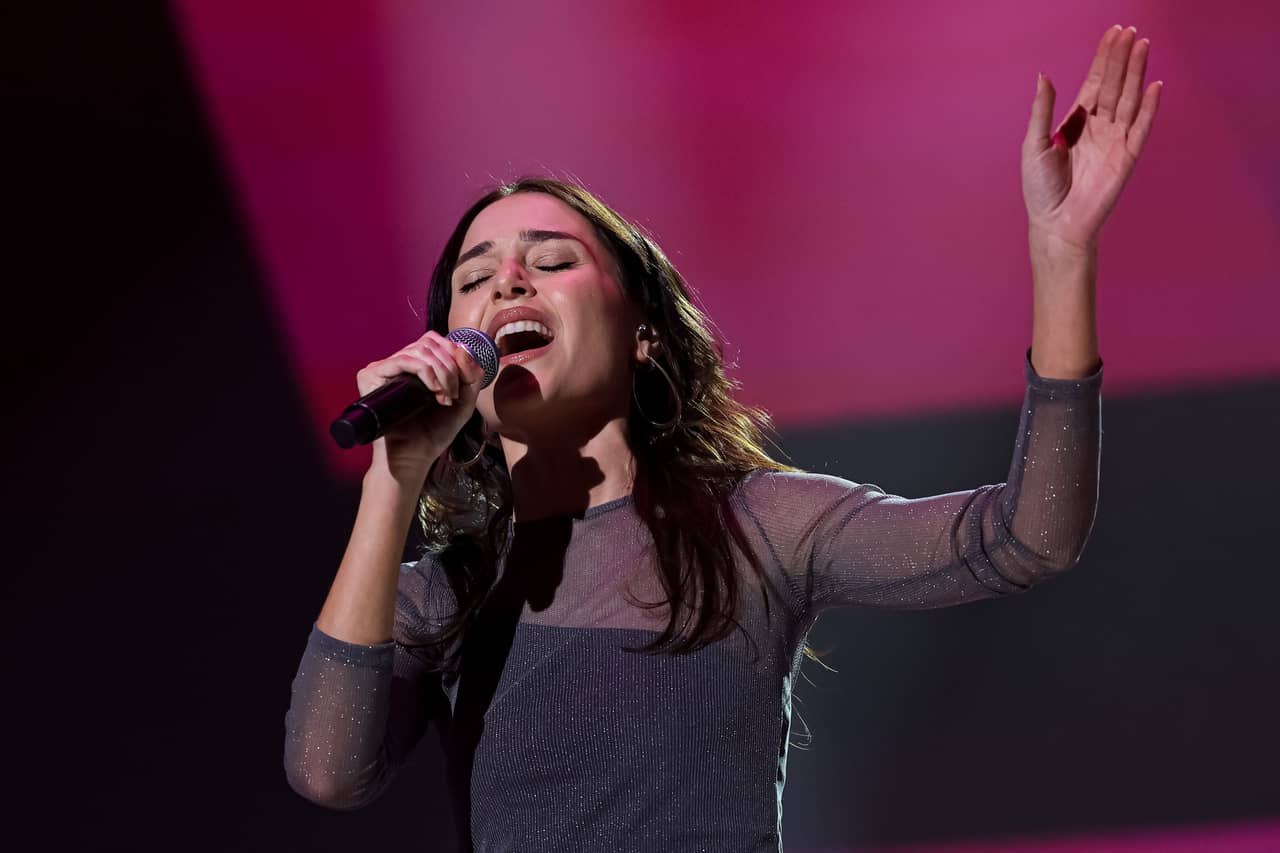Rafaela Pfeifer arrasa com Jennifer Hudson e entra para o Time Duda