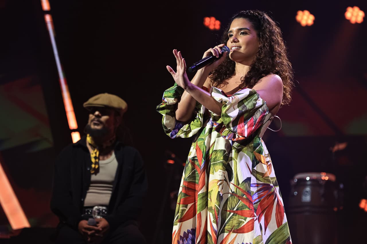 Tássya Brielly se despede após cantar “Reconvexo”