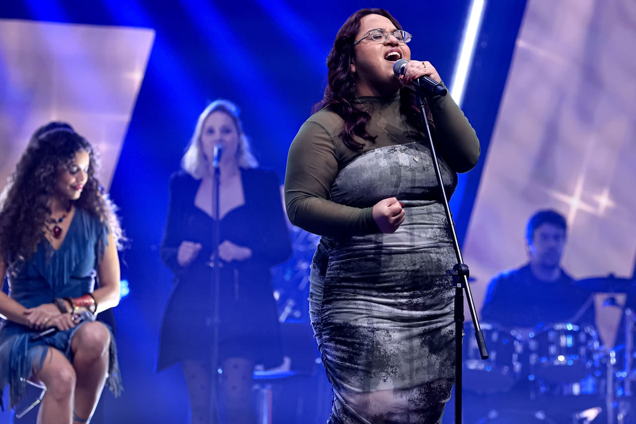 MANDÁH dá toque pessoal a hit de Rihanna, mas é eliminada na Rodada de Fogo do #TheVoiceBrasil MANDÁH dá toque pessoal a hit de Rihanna, mas é eliminada na Rodada de Fogo do #TheVoiceBrasil